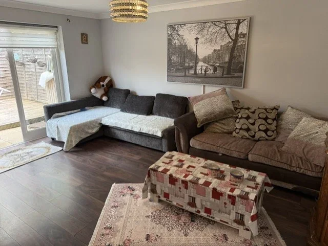 Flat Swanfield Road in Waltham Cross
