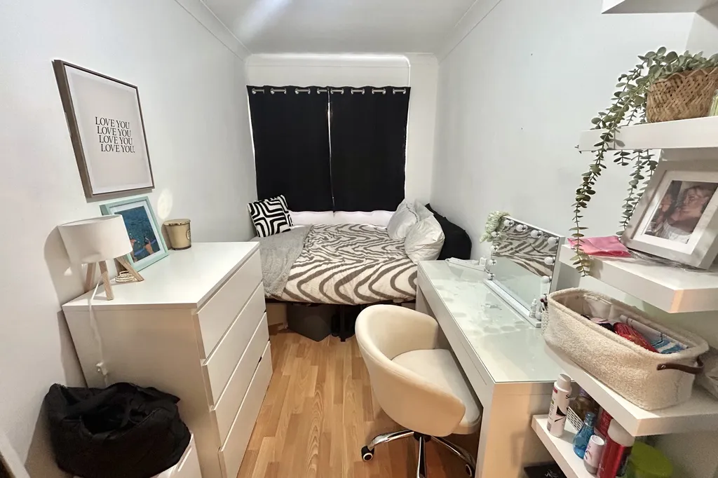 Flat Dalgin Place in Milton Keynes