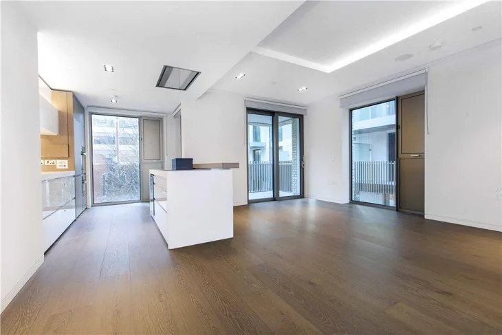 Flat Pearson Square in City of Westminster