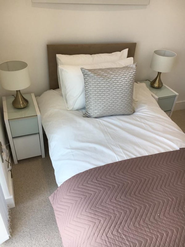 Room High Street in Greater London