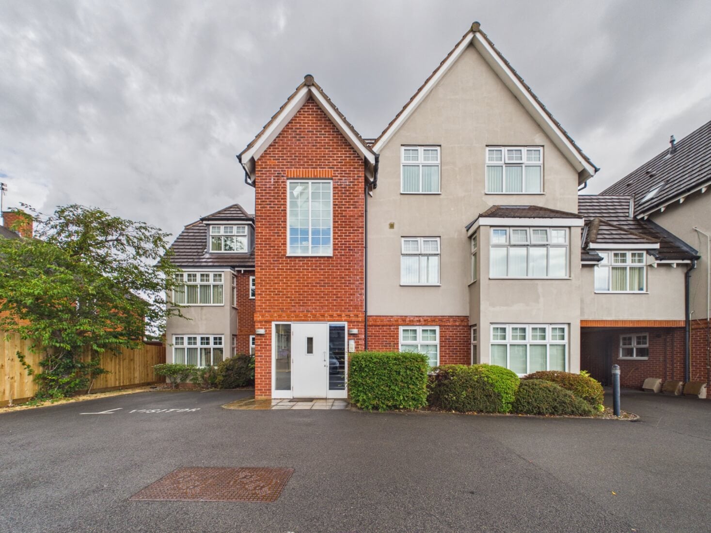 Flat Stratford Road in Metropolitan Borough of Solihull