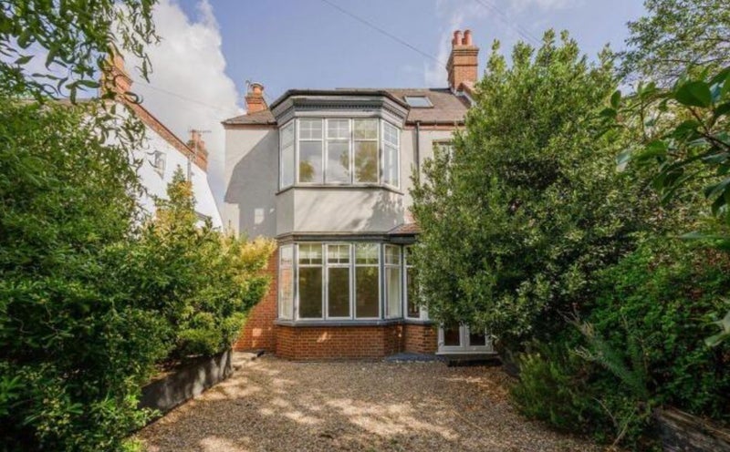 Room Cambridge Road in Greater London