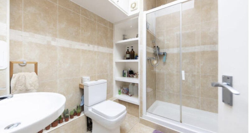 Room Cambridge Road in Greater London