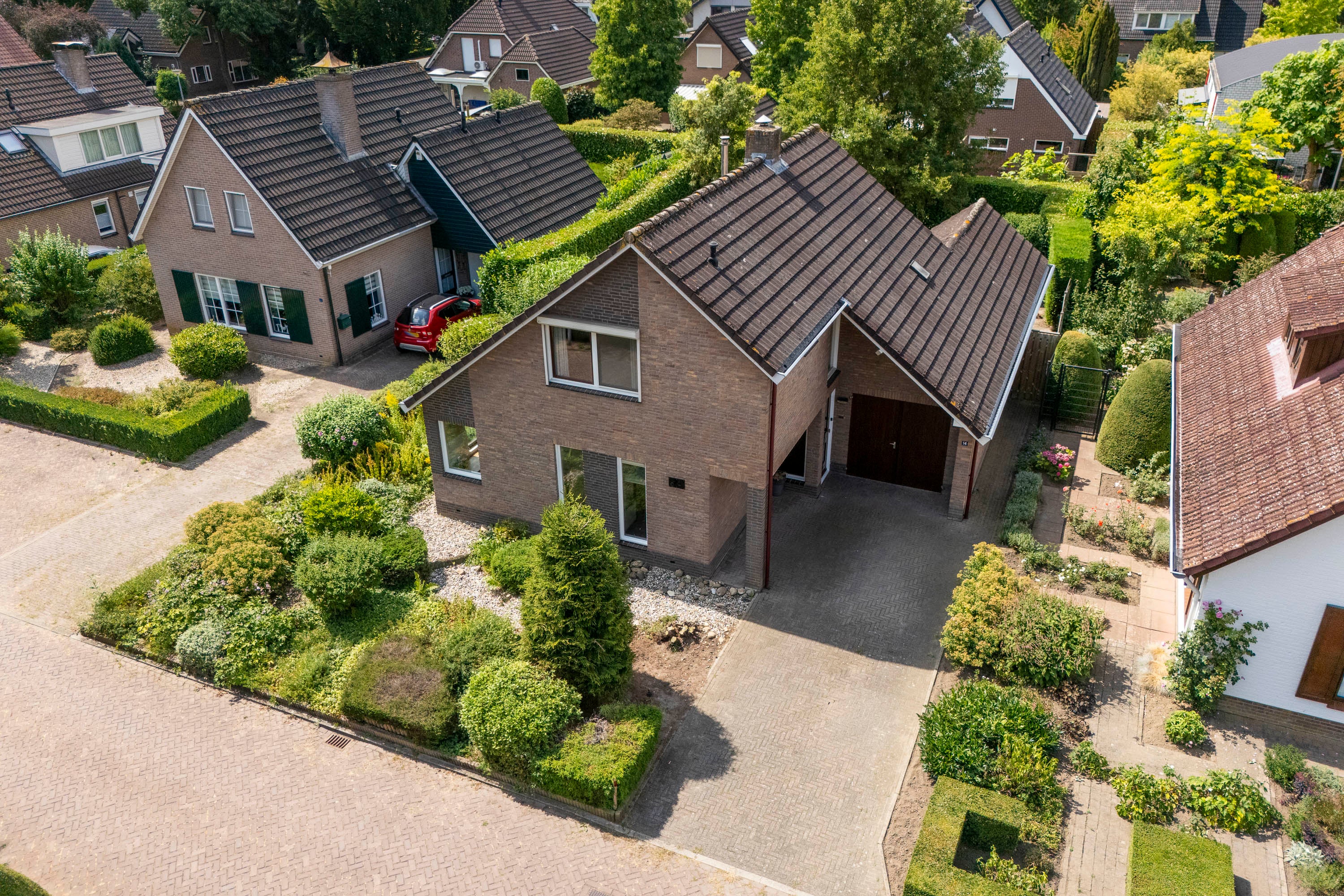 Vrijstaande woning te koop: De Horst 14, Zevenaar