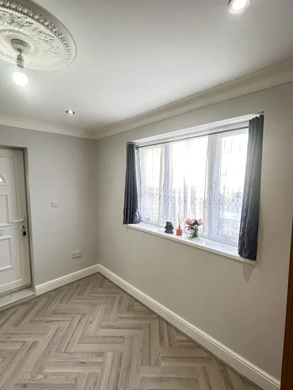 Flat Gerard Gardens in Greater London