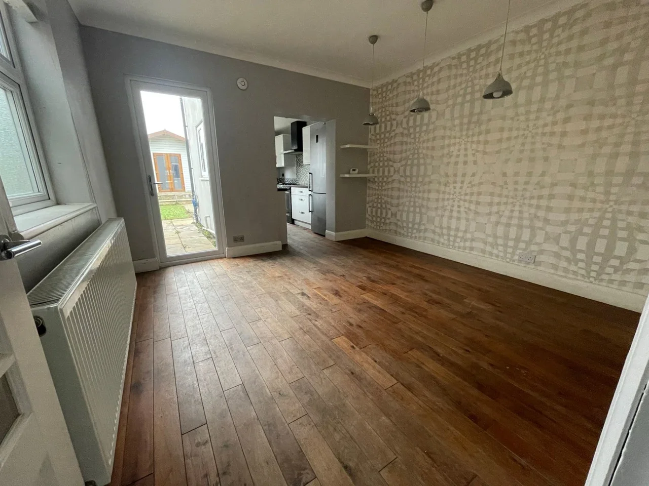House Ainsley Avenue in Greater London