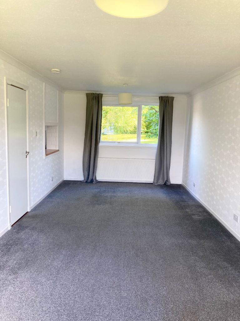 Flat Woodlands Street in Milngavie