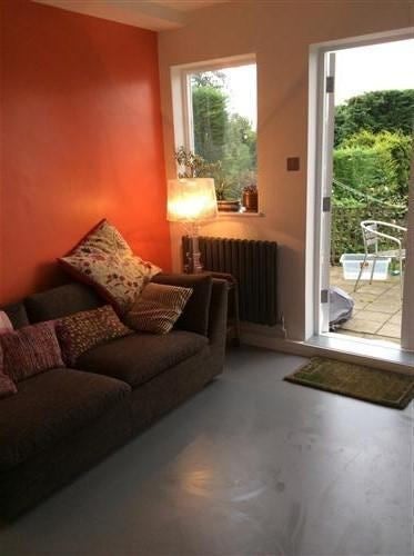 Room Quernmore Road in Greater London
