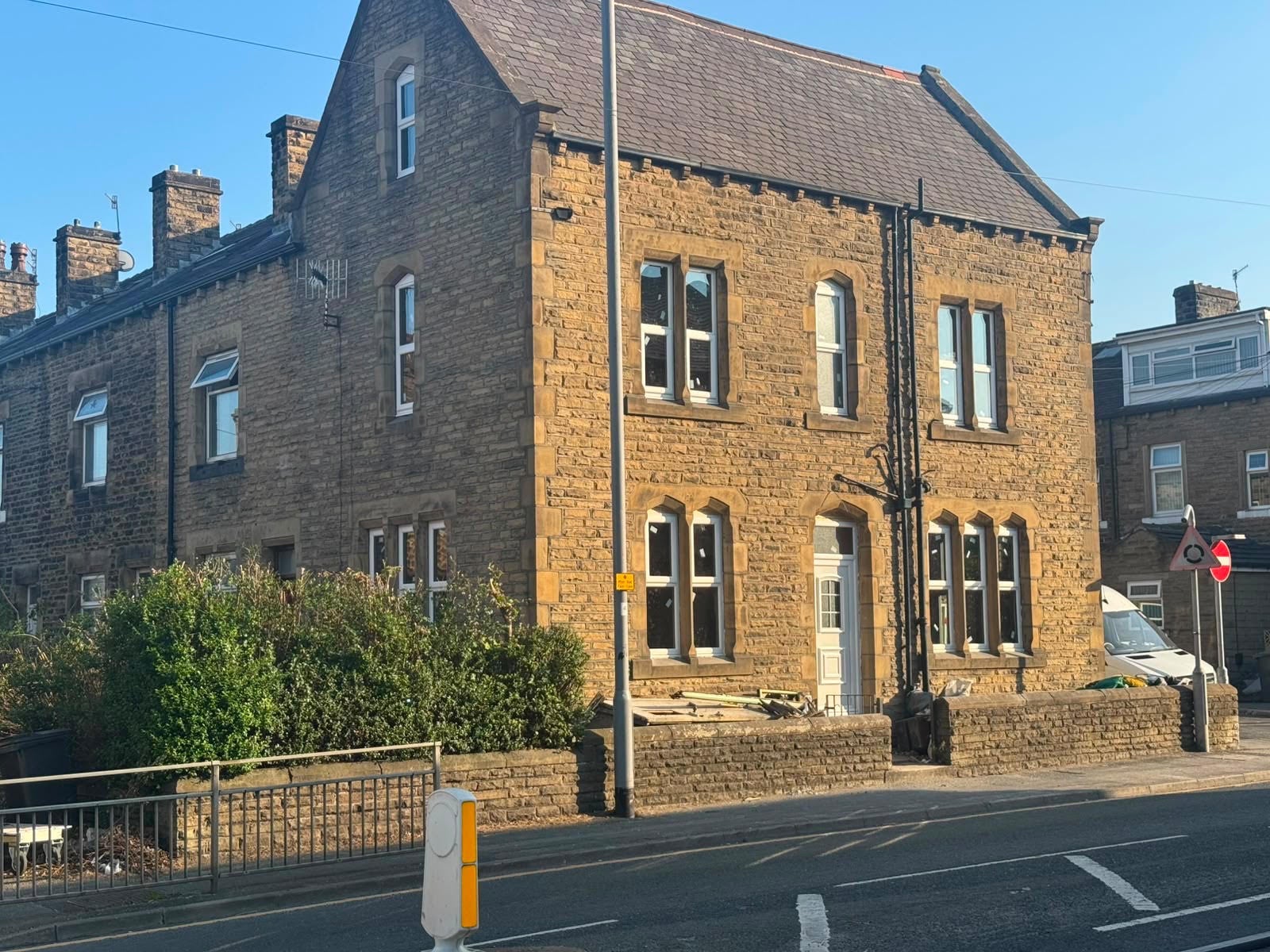 House Bradford Road in Bradford