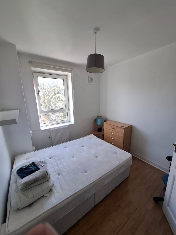Room Albion Avenue in Greater London
