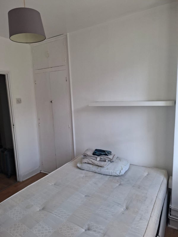 Room Albion Avenue in Greater London