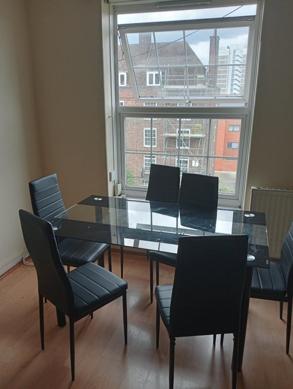 Room Union Grove in Greater London