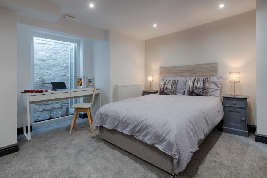 Room Heywood Street in Bury