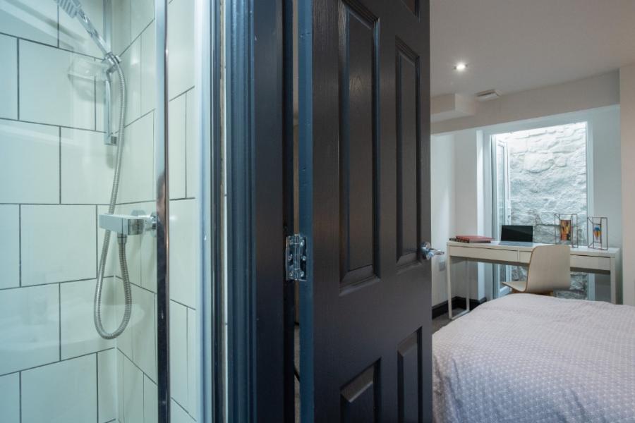 Room Heywood Street in Bury