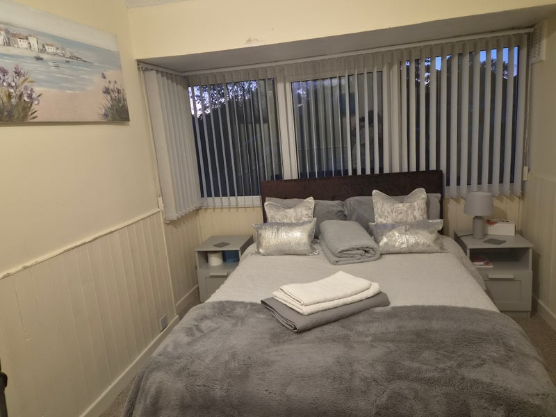 Room Whitecroft Road in Birmingham