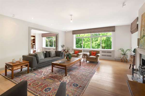 Flat St. James's Place in City of Westminster