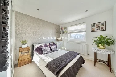Flat Brondesbury Villas in Greater London
