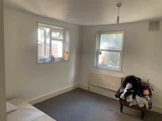 Room Lower Road in Greater London