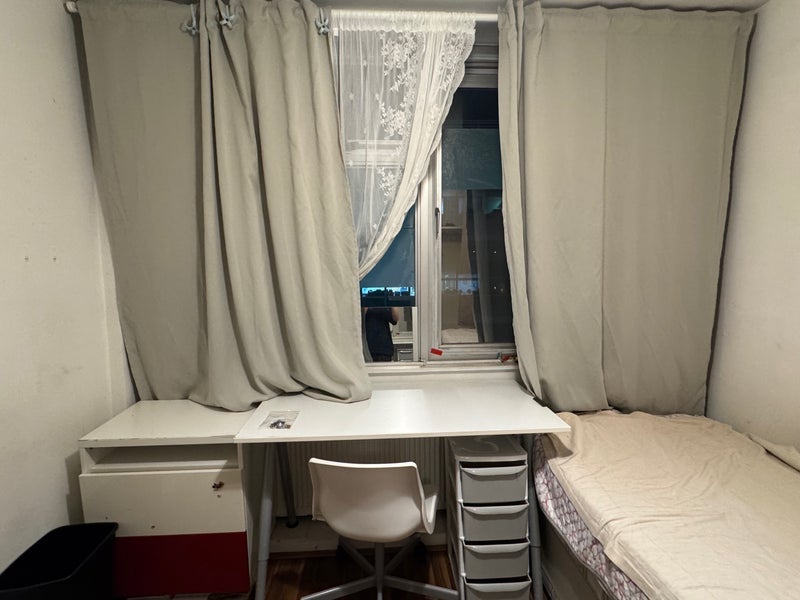 Room Grafton Way in Greater London