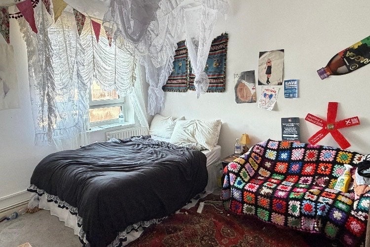Room Deptford Strand in Greater London