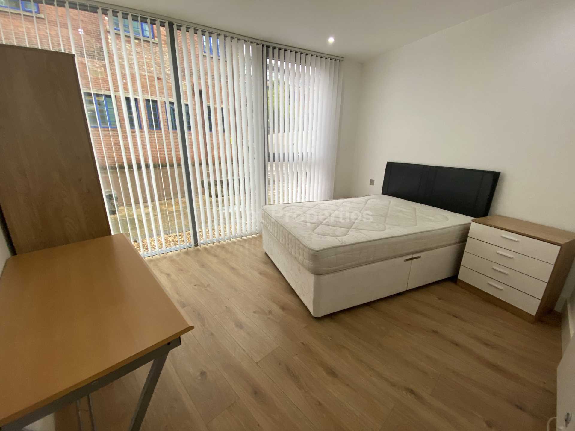 Flat Great Ancoats Street in Manchester