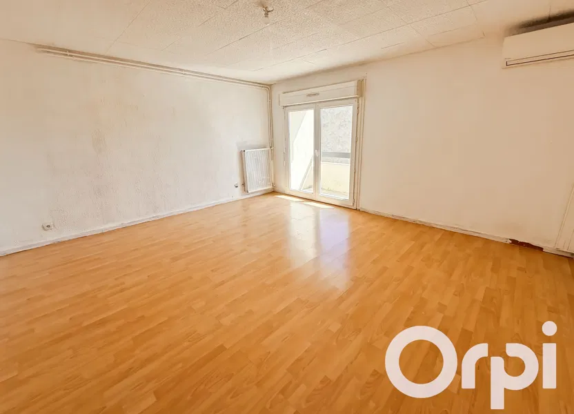 Appartement Avenue André Rombeau à Bollène