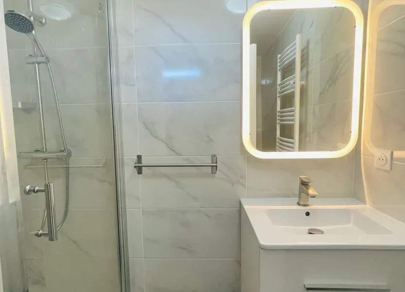 Appartement Rue Latérale au Viaduc à Le Perreux-sur-Marne