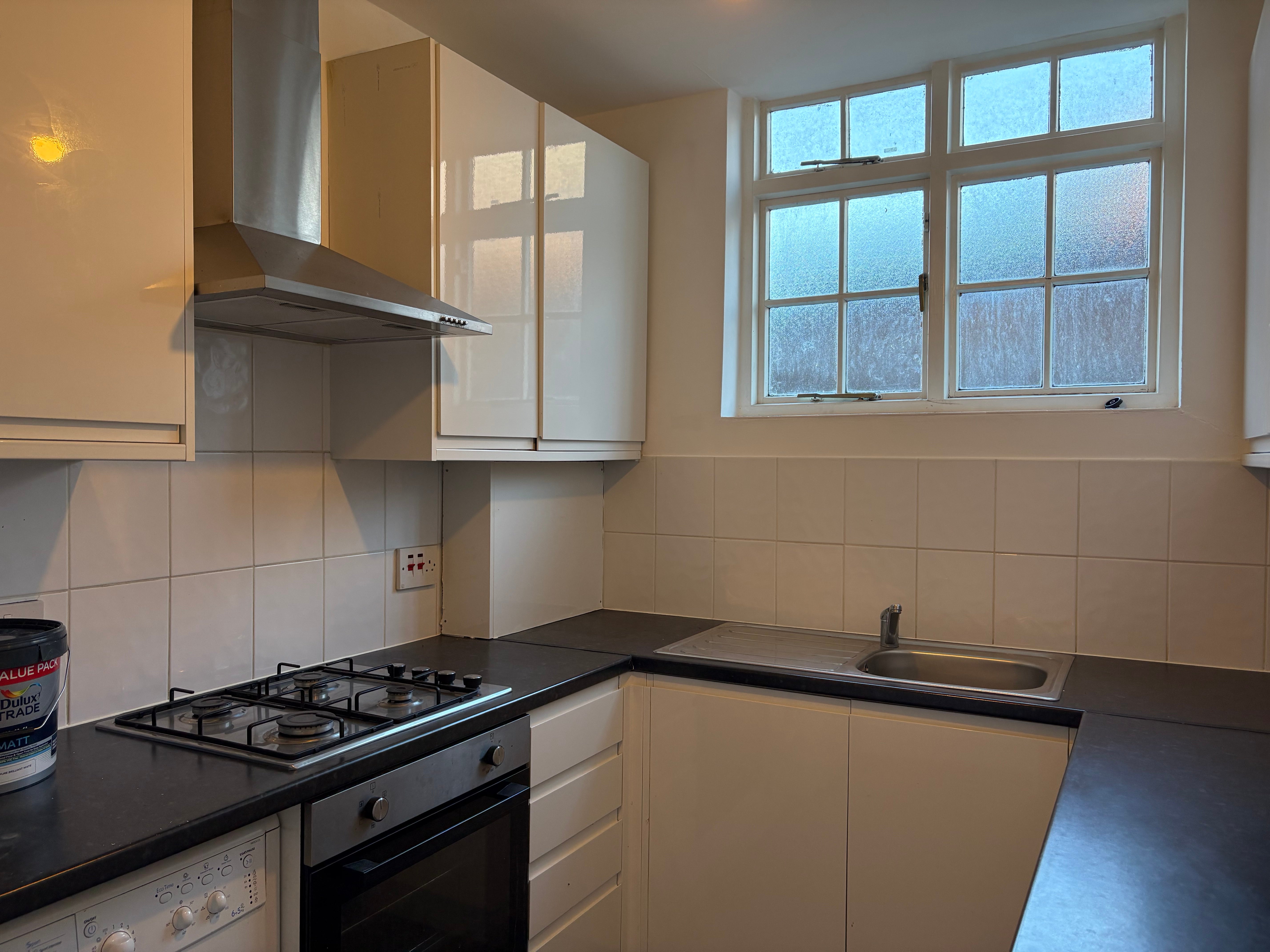 Flat Wellington Way in Greater London