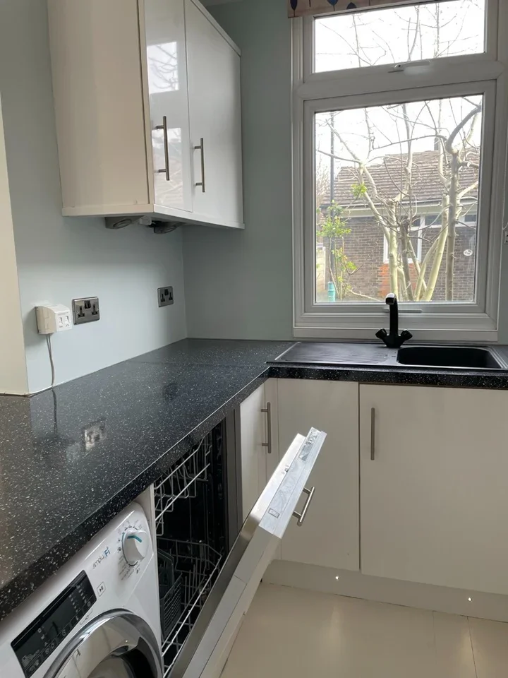 House Delawyk Crescent in Greater London