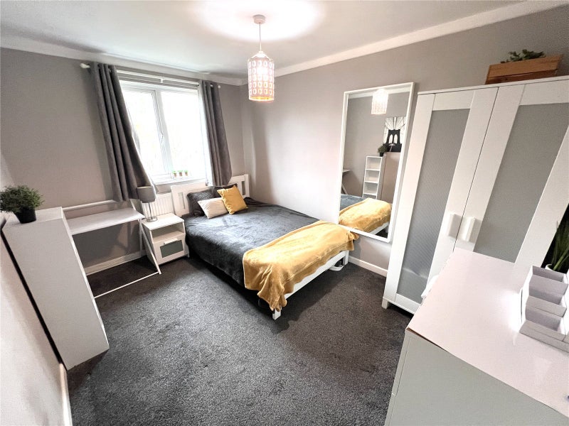 Room Dallamoor in Telford