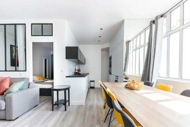 Flat Rue Popincourt in Paris