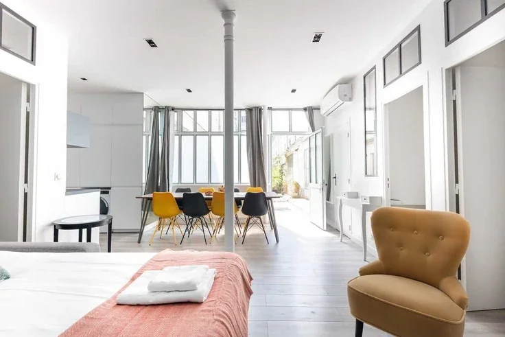 Flat Rue Popincourt in Paris