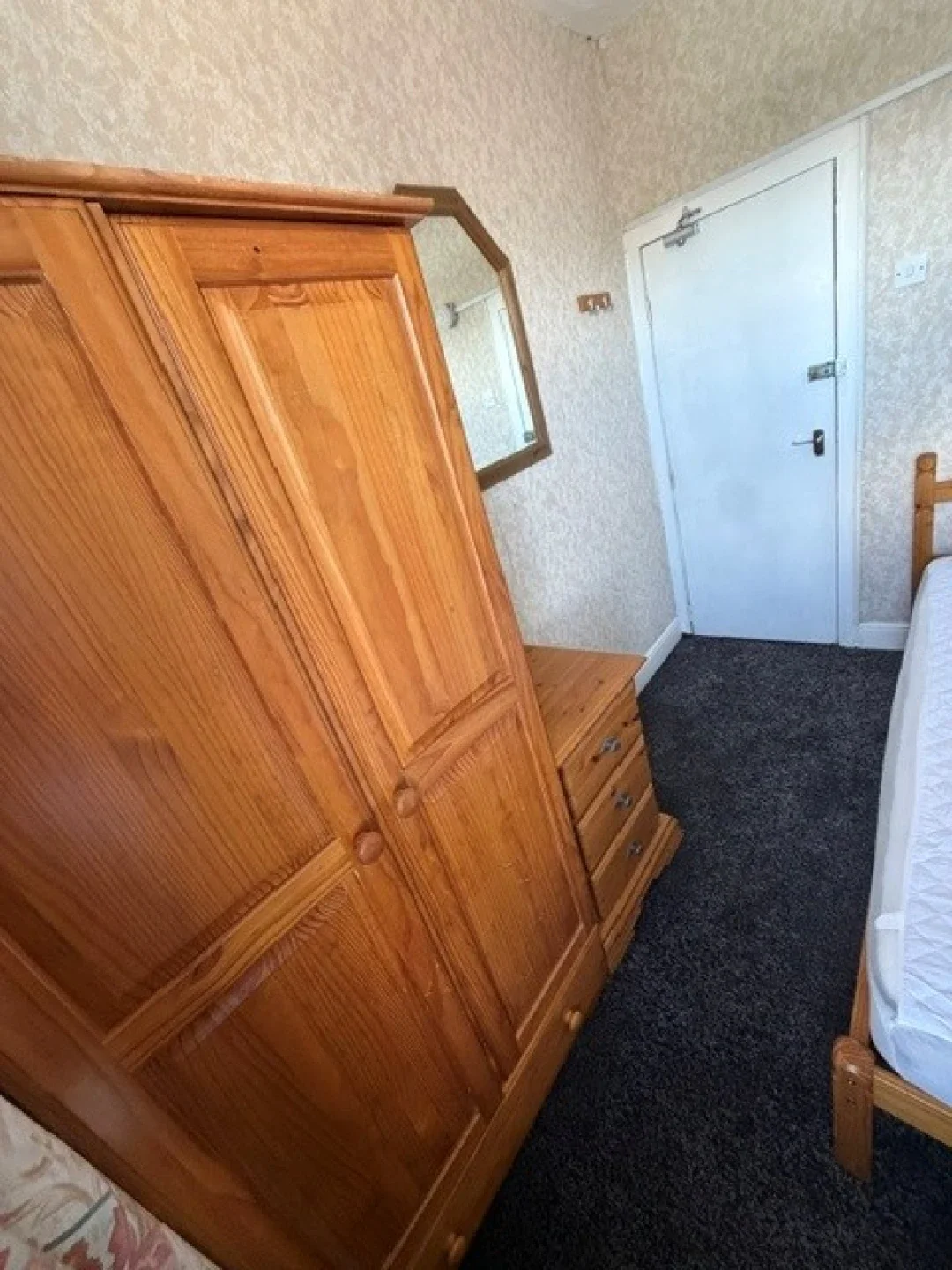 Room Middlewich Street in Crewe