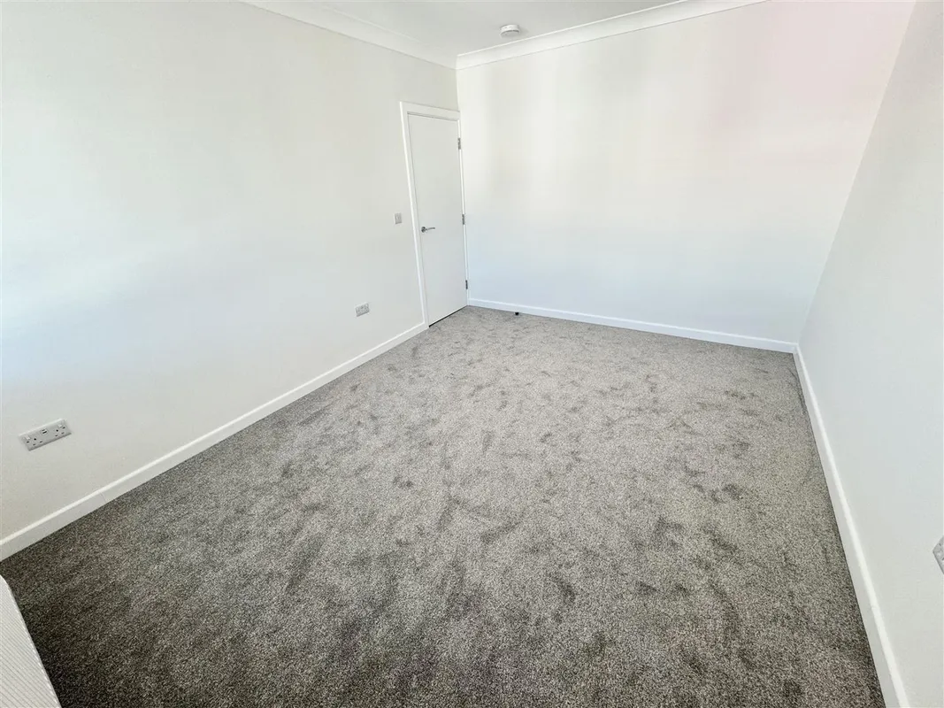 Flat Kingland Crescent in Poole