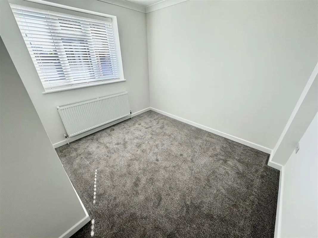 Flat Kingland Crescent in Poole