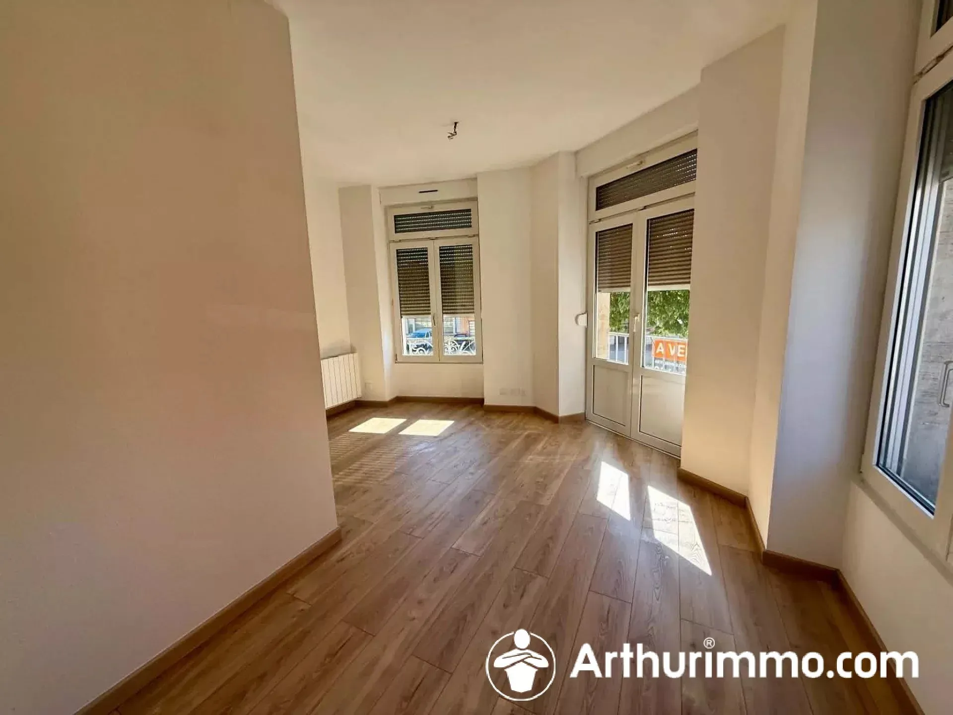 Appartement Rue des Alisiers à Argiésans