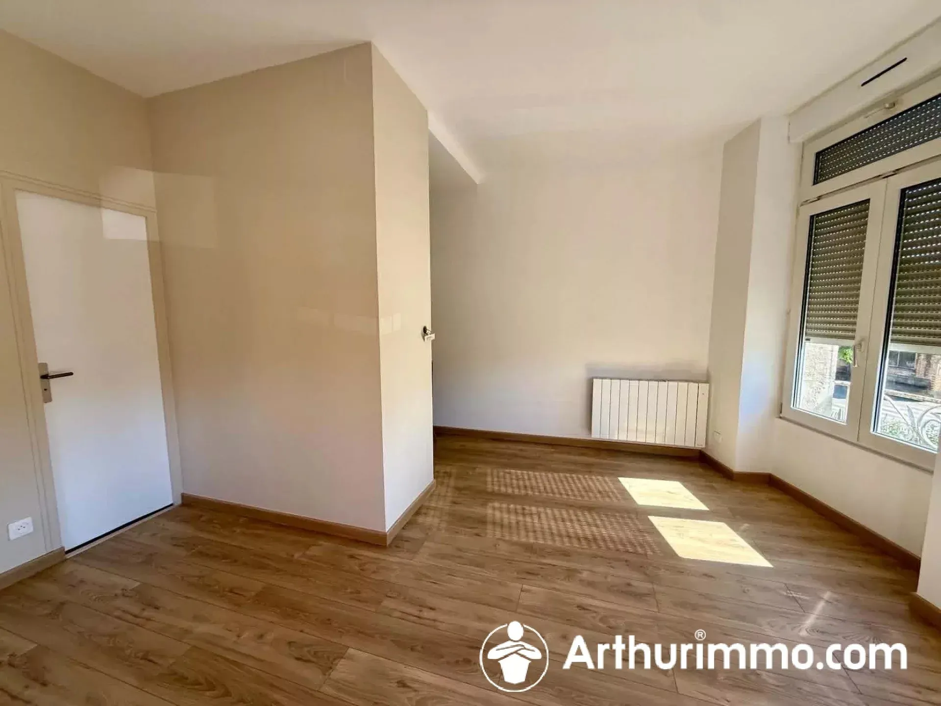 Appartement Rue des Alisiers à Argiésans