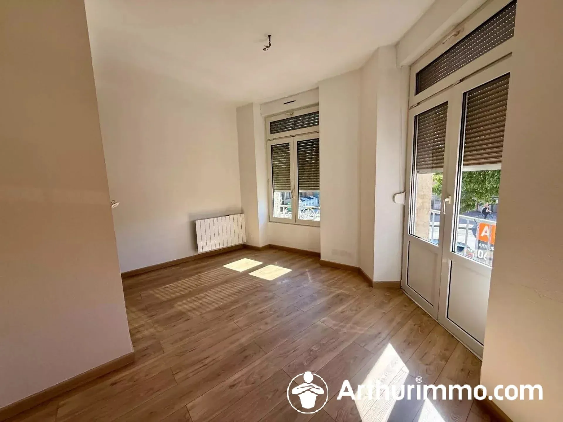 Appartement Rue des Alisiers à Argiésans