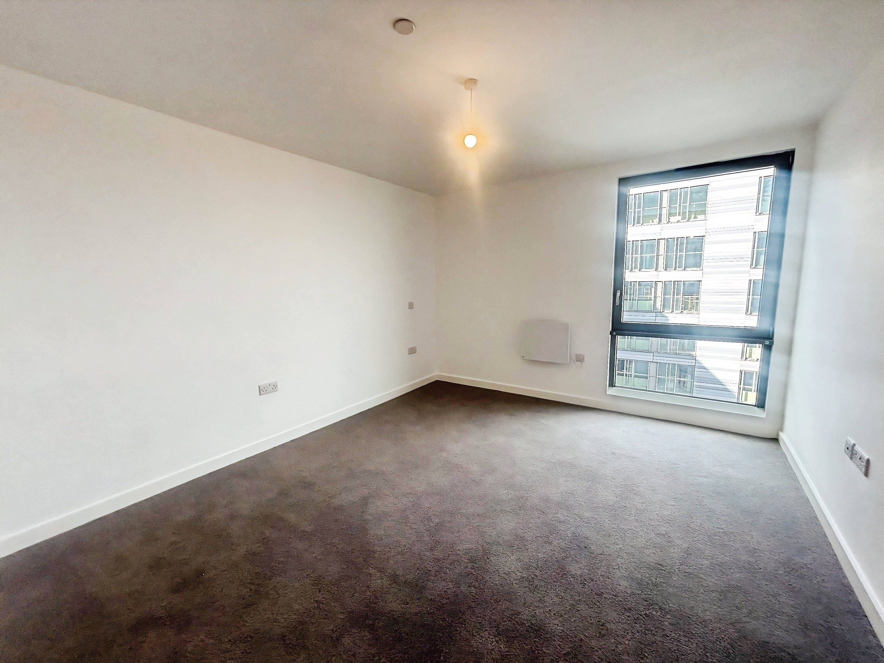 Flat Albert Place in Peterborough