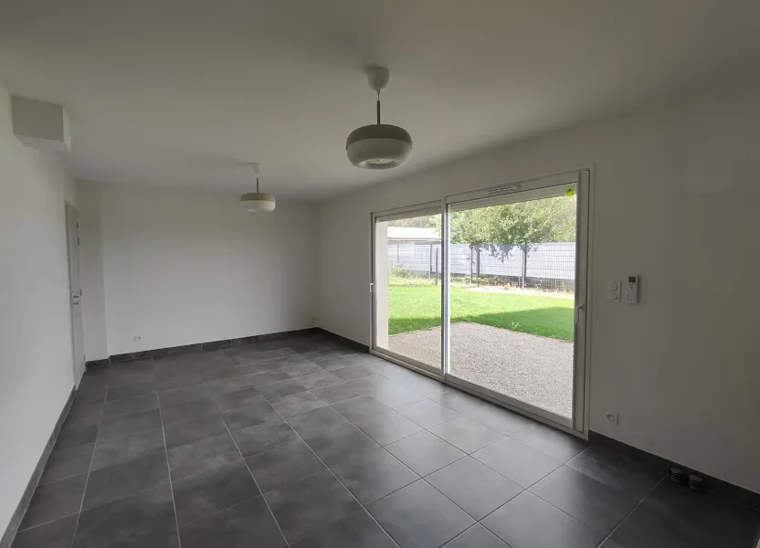 Maison Lotissement des Platanes à Campsas