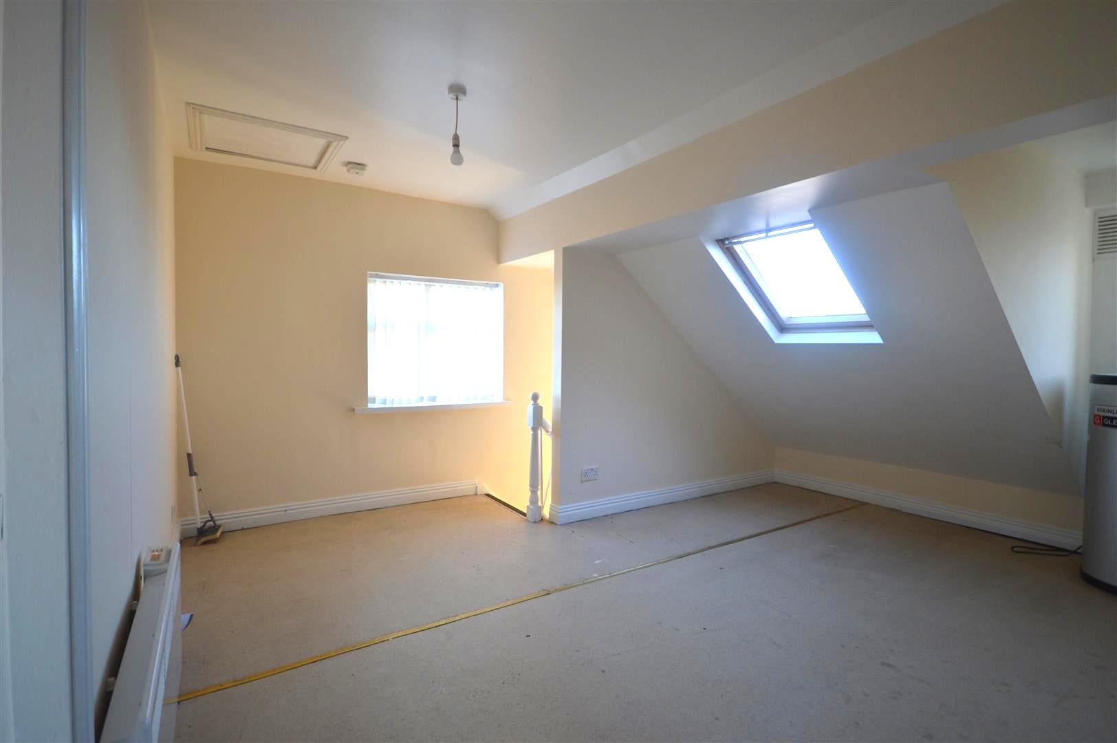 Flat Fryston Road in Wakefield