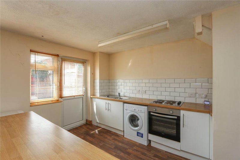 Room Cedar Close in Bristol