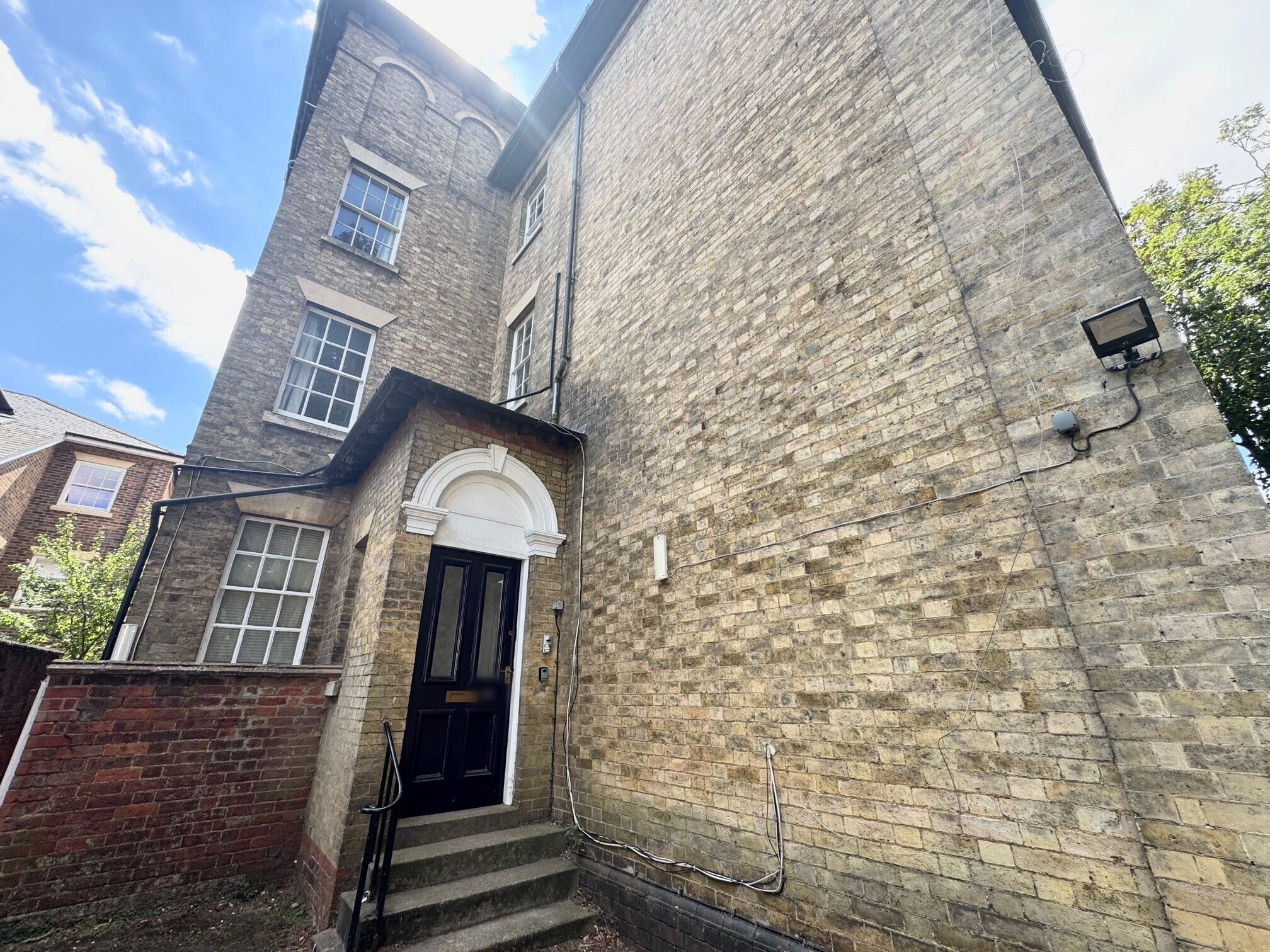 Flat Bilton Road in Rugby