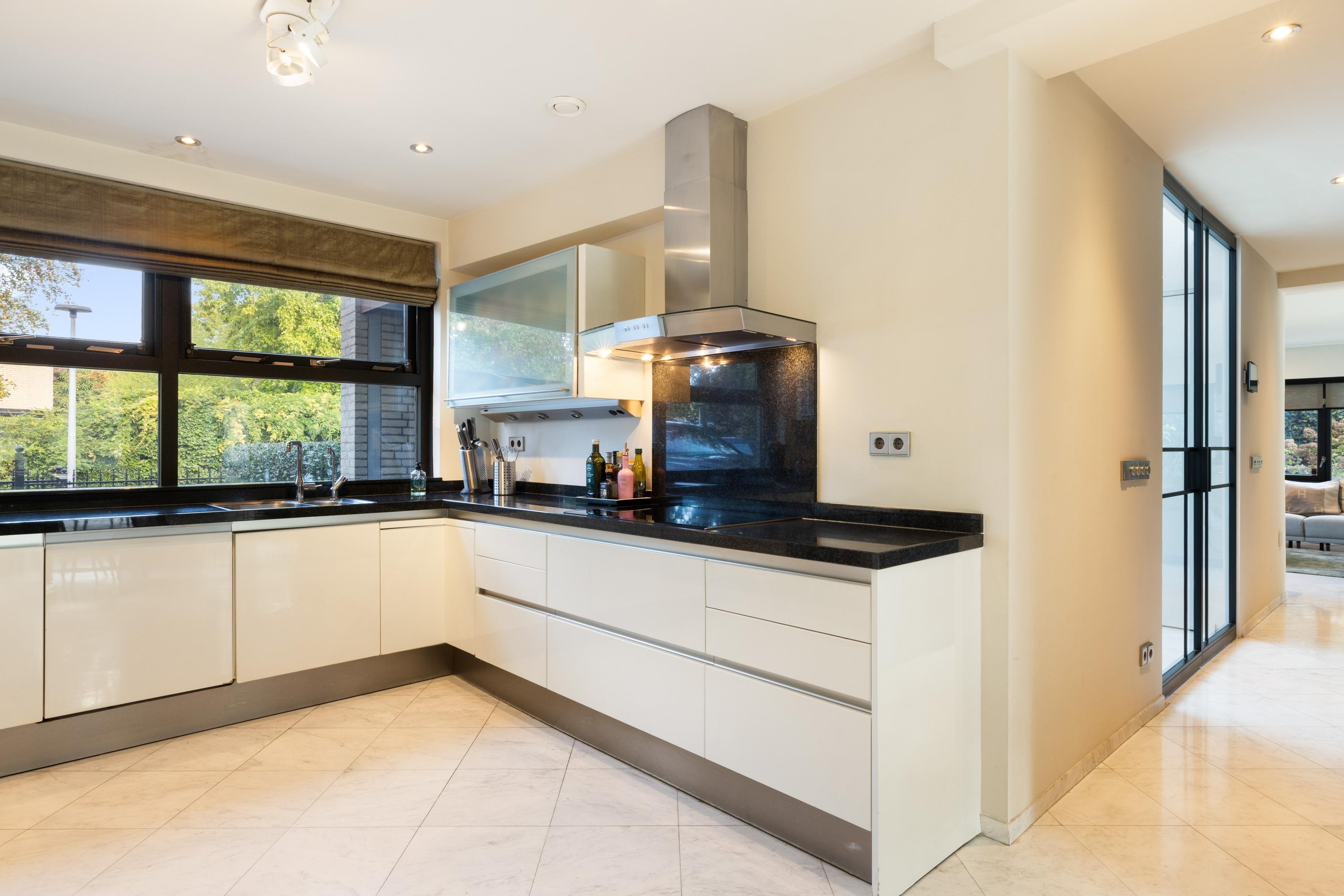 Vrijstaande woning te koop: Louis Chrispijnstraat 12, Almere