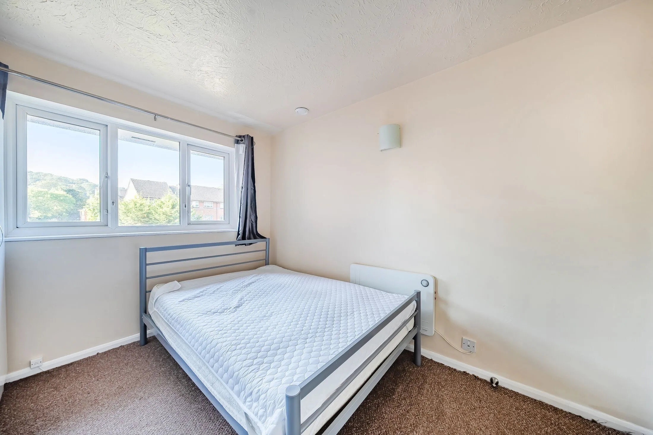 Flat Herbert Road in Greater London