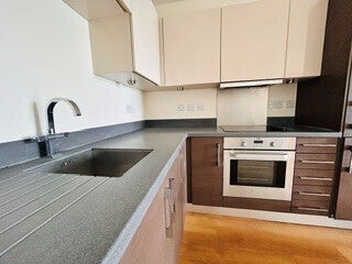 Flat Ocean Drive in Gillingham
