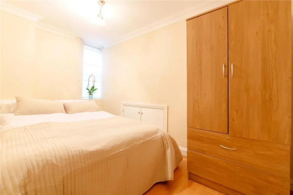 Flat Lexham Gardens in Greater London