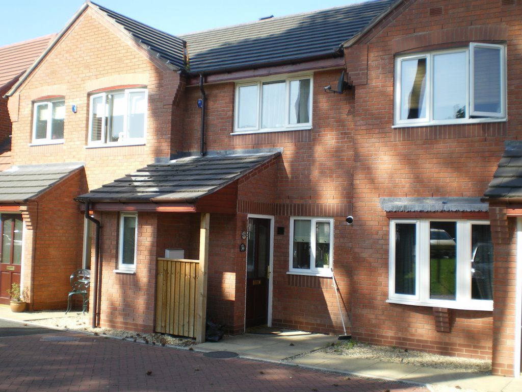 House Hollyhurst Drive in Dudley