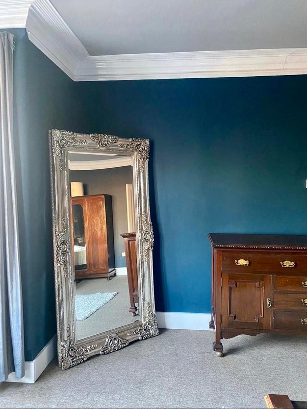 Room Manchester Road in Radcliffe