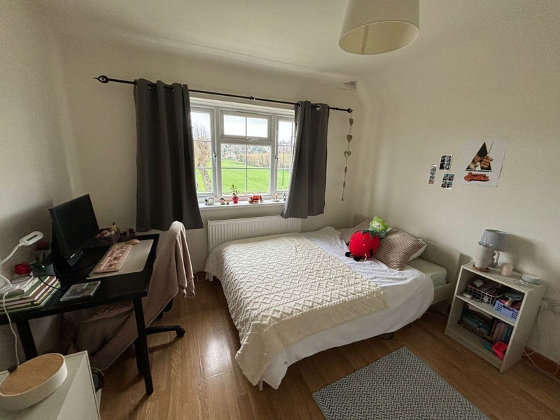 Room Tring Vale in Nottingham